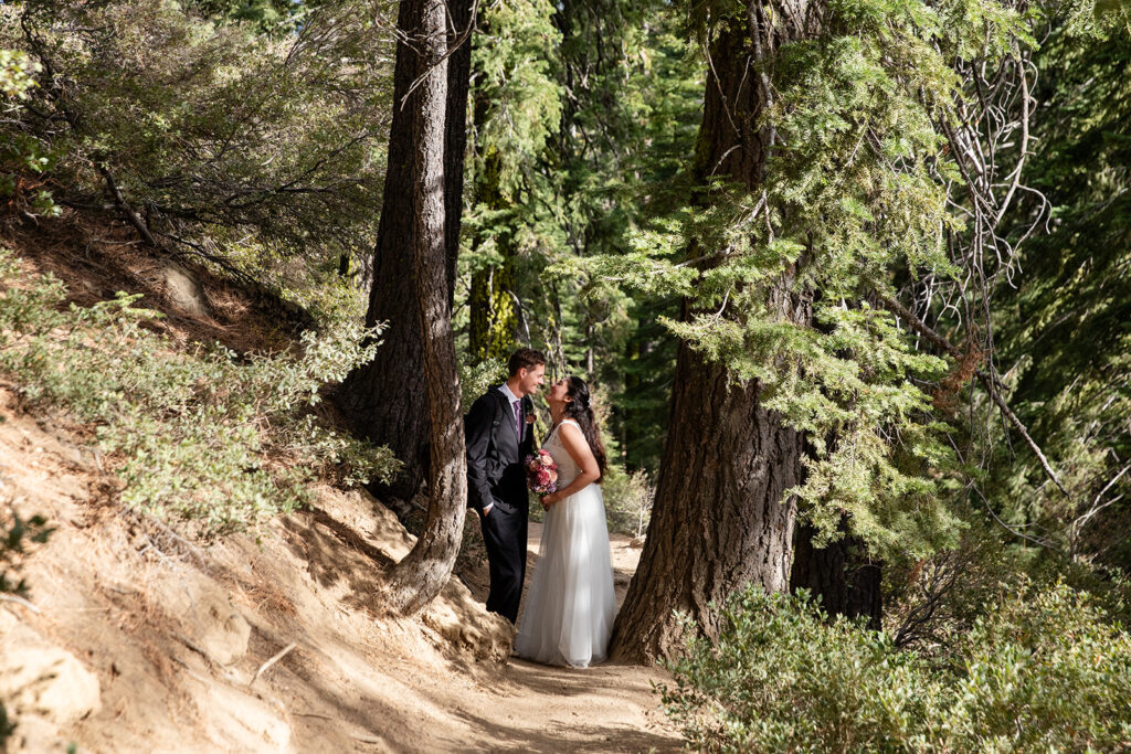 elopement couple hiking to Eagle Rock for their beautiful, simple elopement day