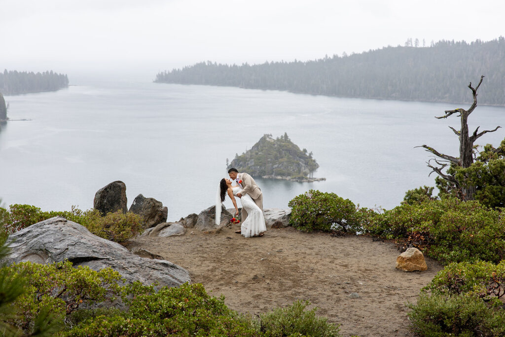 romantic dip kiss at emerald bay