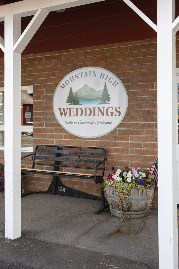 mountain high wedding chapel in lake tahoe